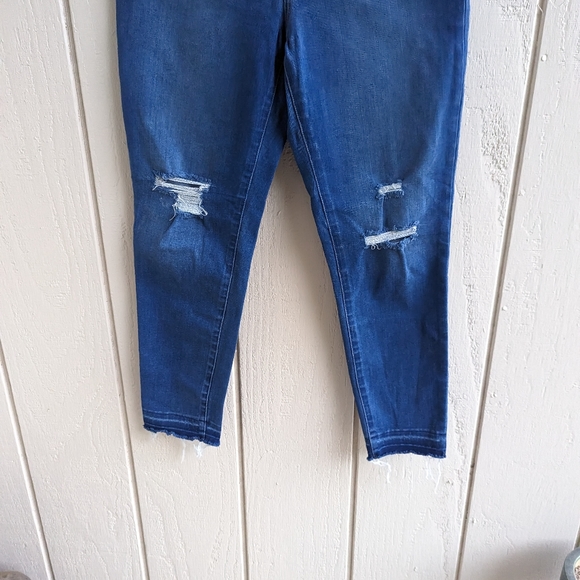 COPY - Madewell Distressed 10" High Waist raw hem Skinny Jeans K9923 - Blue Was… - Picture 4 of 9